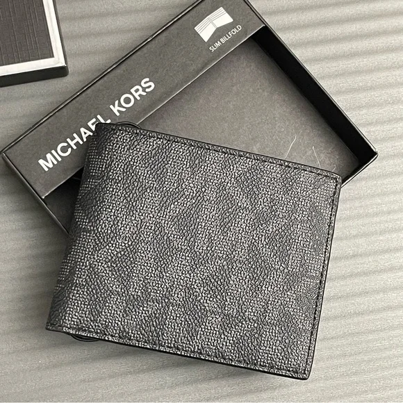 Michael Kors JetSet Mens Slim Billfold Wallet Black NIB 6 Card Slots Luxury Gift